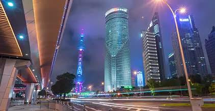 2K夜景上海陆家嘴东方明珠建筑原创素材视频的预览图